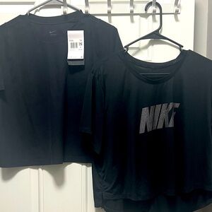 2 blk Nike Graphic crop XL T-Shirts Duo $18 for 2 blk NWT says XXLit’s tight XL